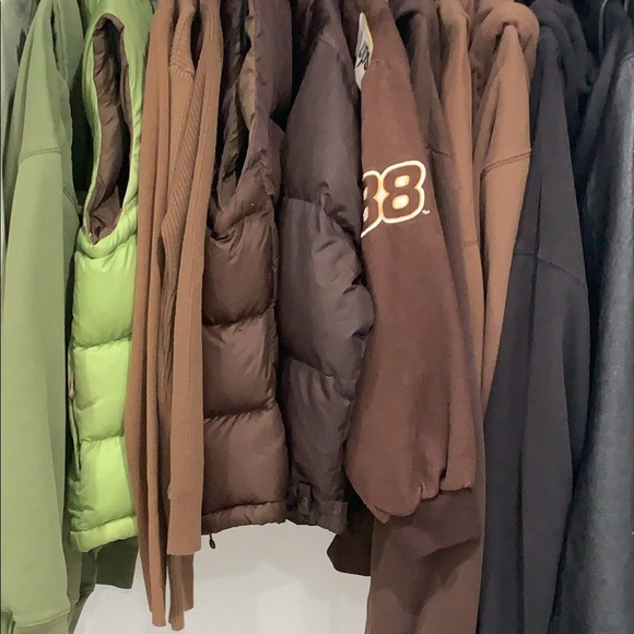 Meet Us!! 👋🏼 - Picture 2 of 2